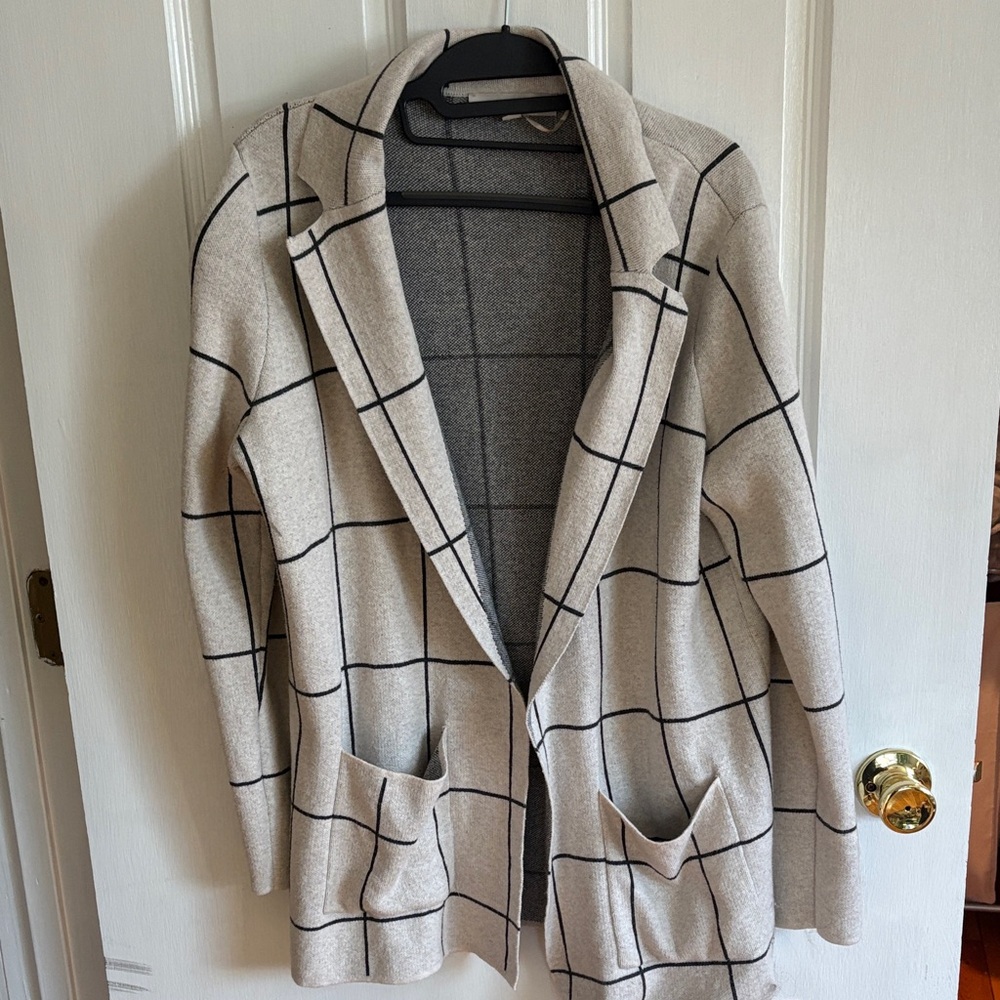 LOFT Black and White Knit Cardigan